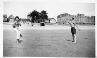 AE120