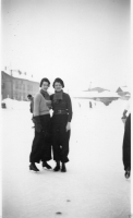 AE122