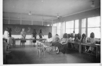 AK671