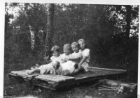 AM193