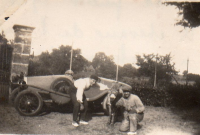 AX738