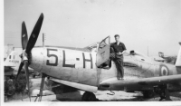 AX801