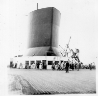 AZ384