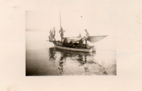 BI957
