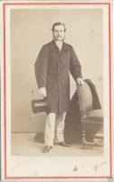 CDV1047