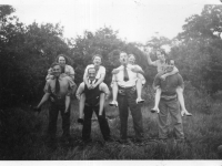CL906