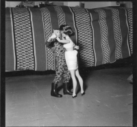 DA196