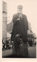 DE653