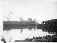 DE805