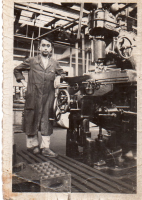DE832
