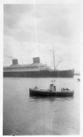 DE895