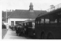 DH421