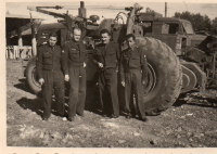 DH425