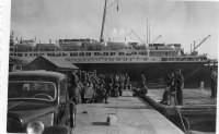 DH427