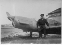 DI955