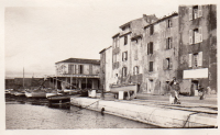 DJ842