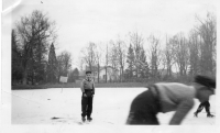 DK915