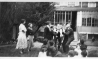 DM183