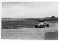 EG835
