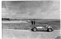 EG877